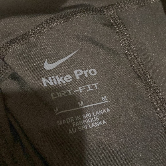 Nike Pro Women's 8cm (approx.) Shorts - Picture 4 of 4